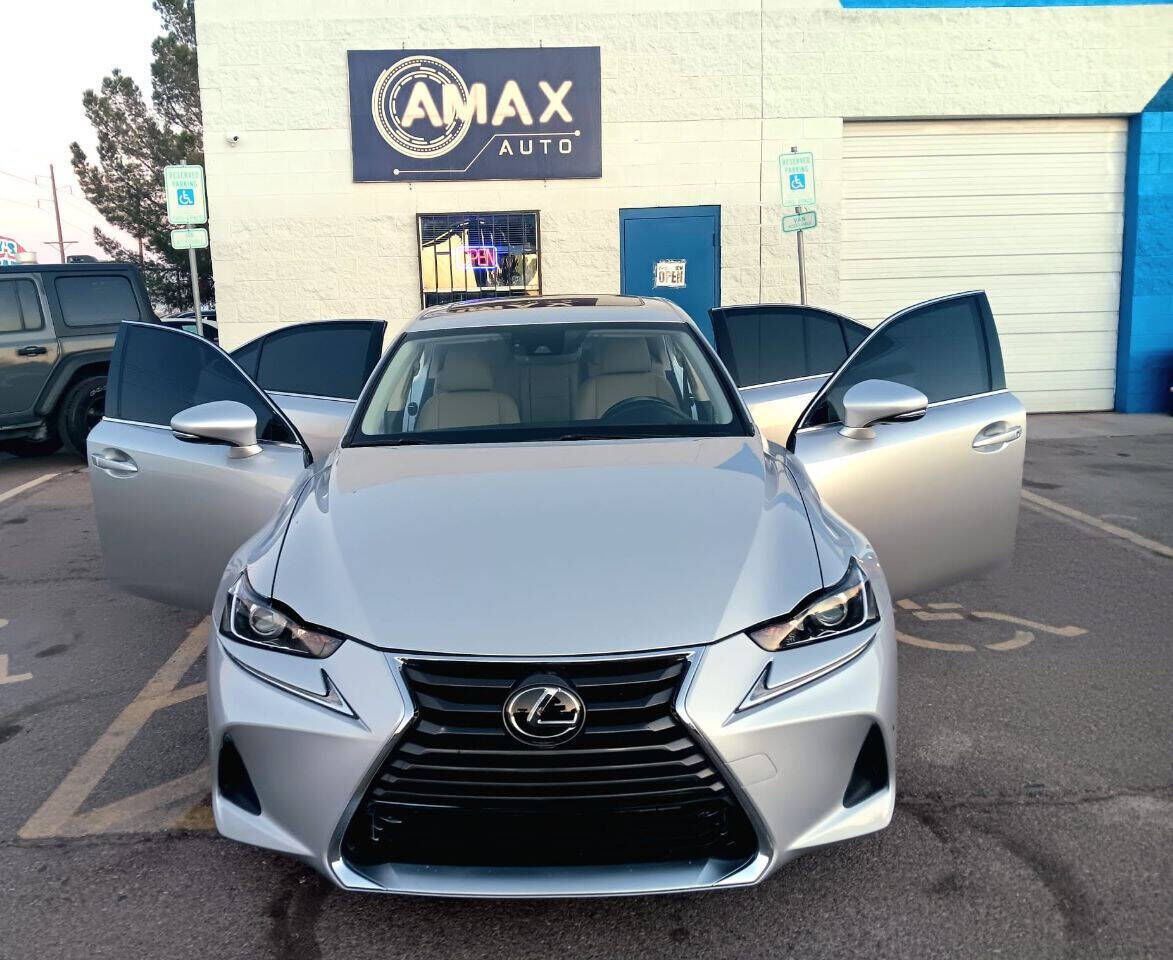 2019 LEXUS IS