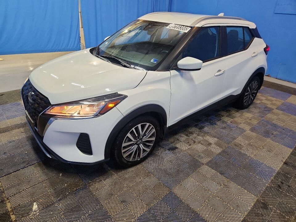 2023 NISSAN Kicks