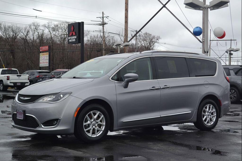 2020 CHRYSLER Pacifica