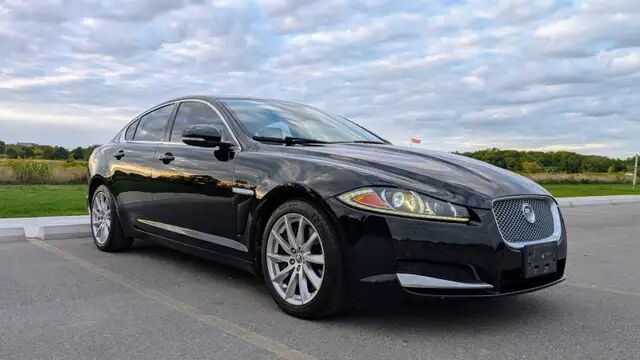 Jaguar XF