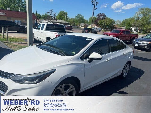 2018 CHEVROLET Cruze