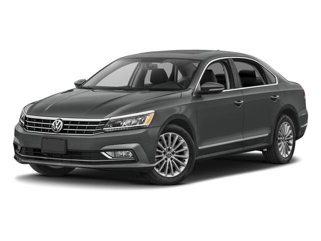 2017 VOLKSWAGEN Passat