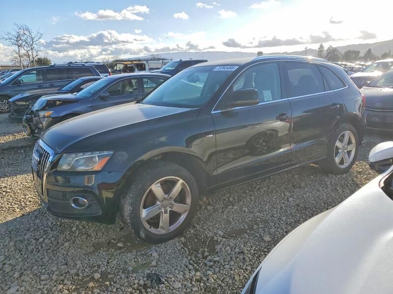 2011 AUDI Q5