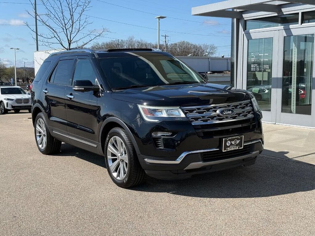 2019 FORD Explorer