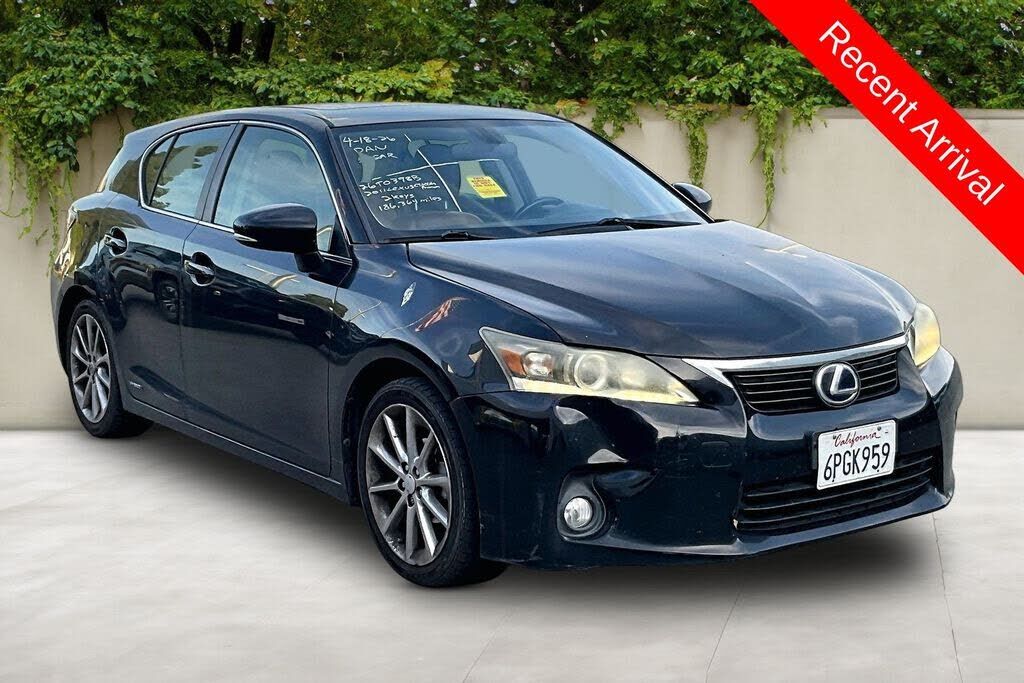 2011 LEXUS CT