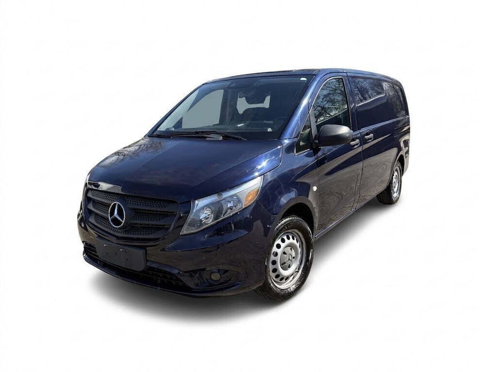 2016 MERCEDES-BENZ METRIS