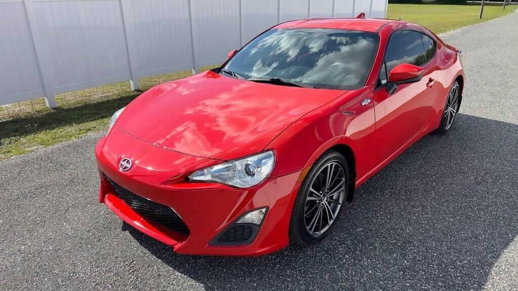 2015 TOYOTA Scion