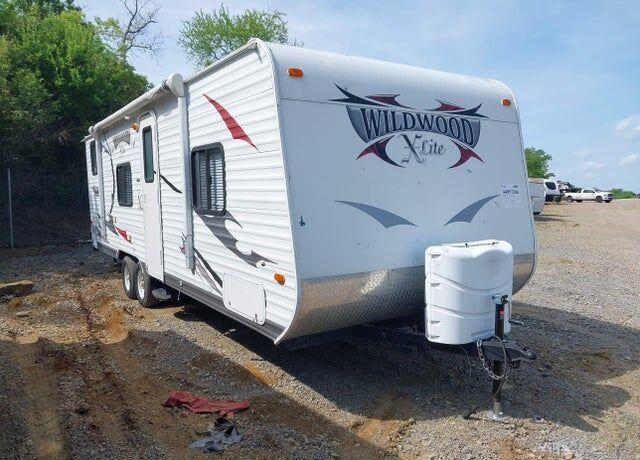 2012 FOREST RIVER Wildwood towables