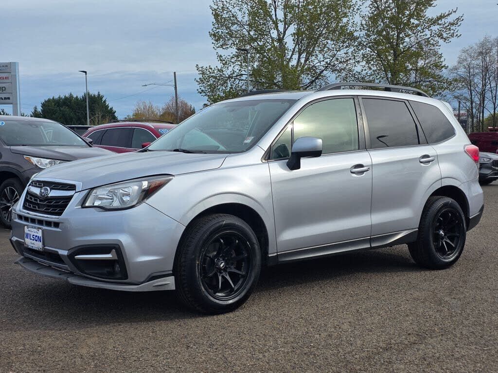 2018 SUBARU Forester
