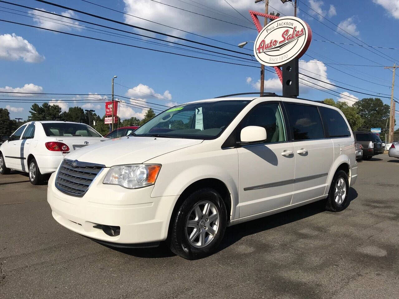2010 CHRYSLER Town and Country