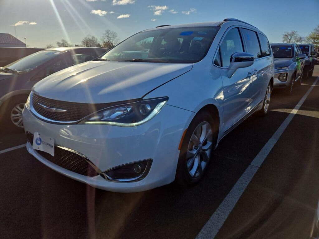 2017 CHRYSLER Pacifica