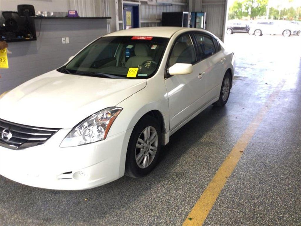 2011 NISSAN Altima