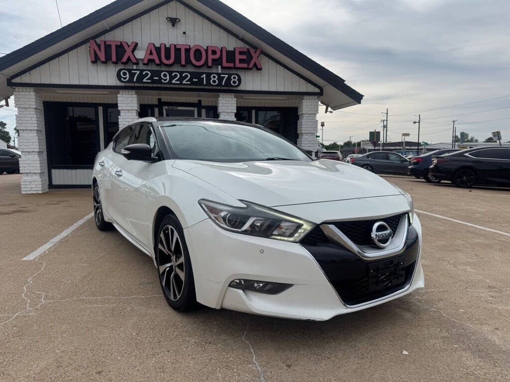 2017 NISSAN Maxima