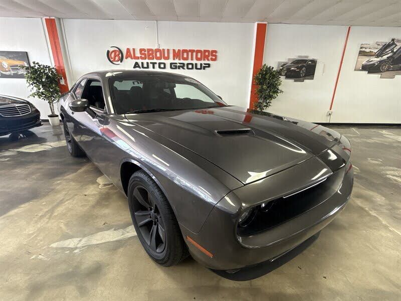 2019 DODGE Challenger