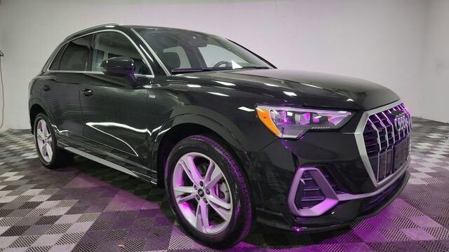 2022 Audi Q3