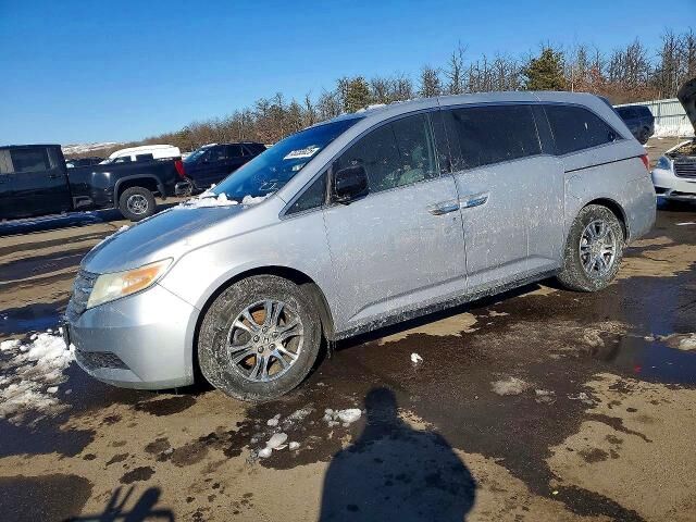2013 HONDA Odyssey