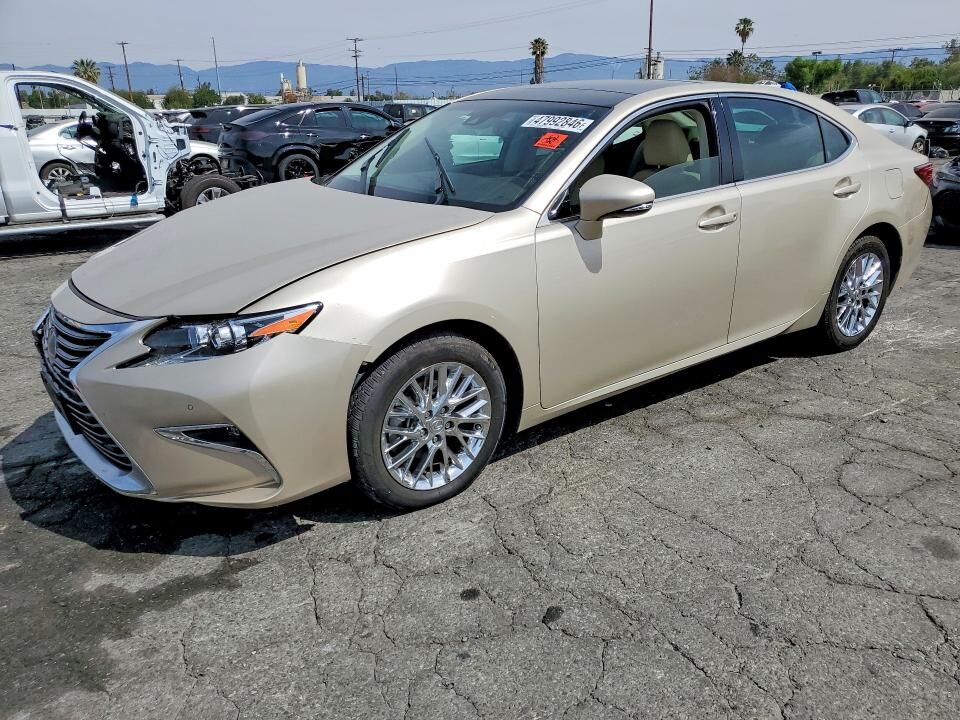 2017 LEXUS ES