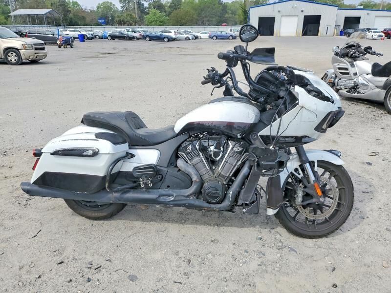 2024 INDIAN MOTORCYCLE Indian Pursuit Dark Horse