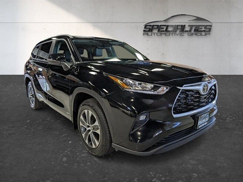 2025 TOYOTA Highlander