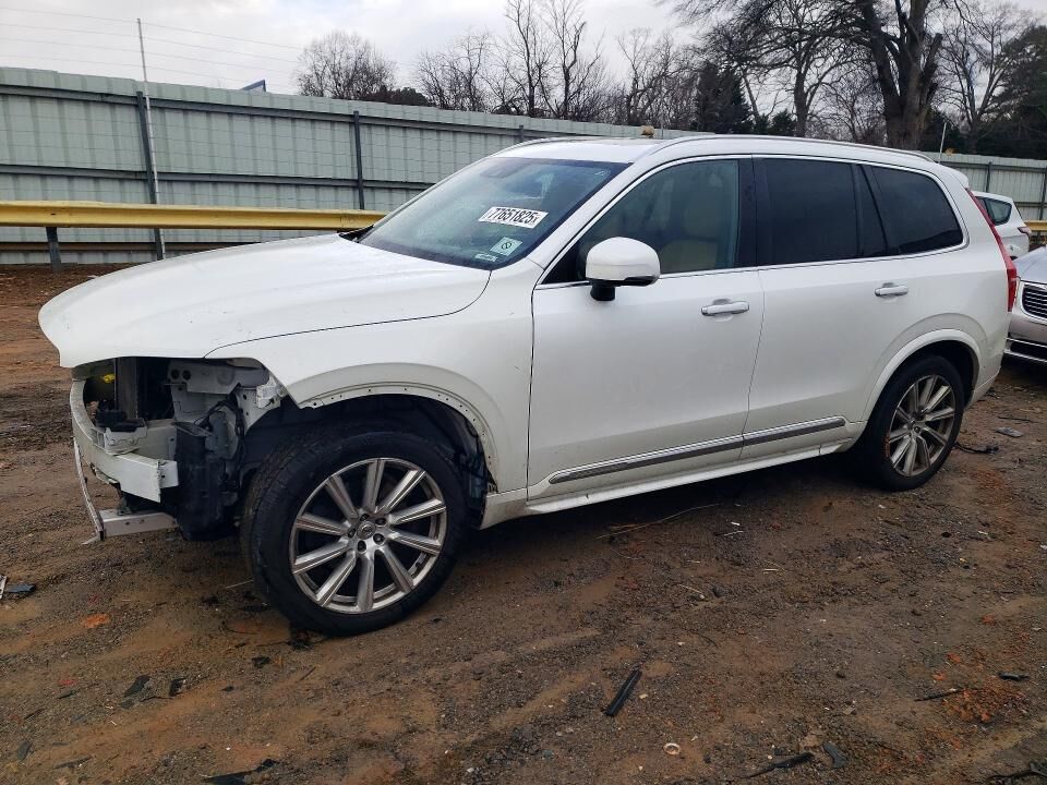 2016 VOLVO XC90
