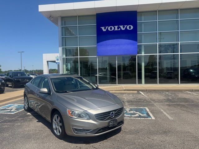 2016 VOLVO S60