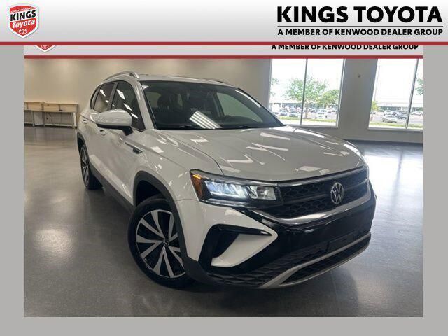 2022 VOLKSWAGEN Taos