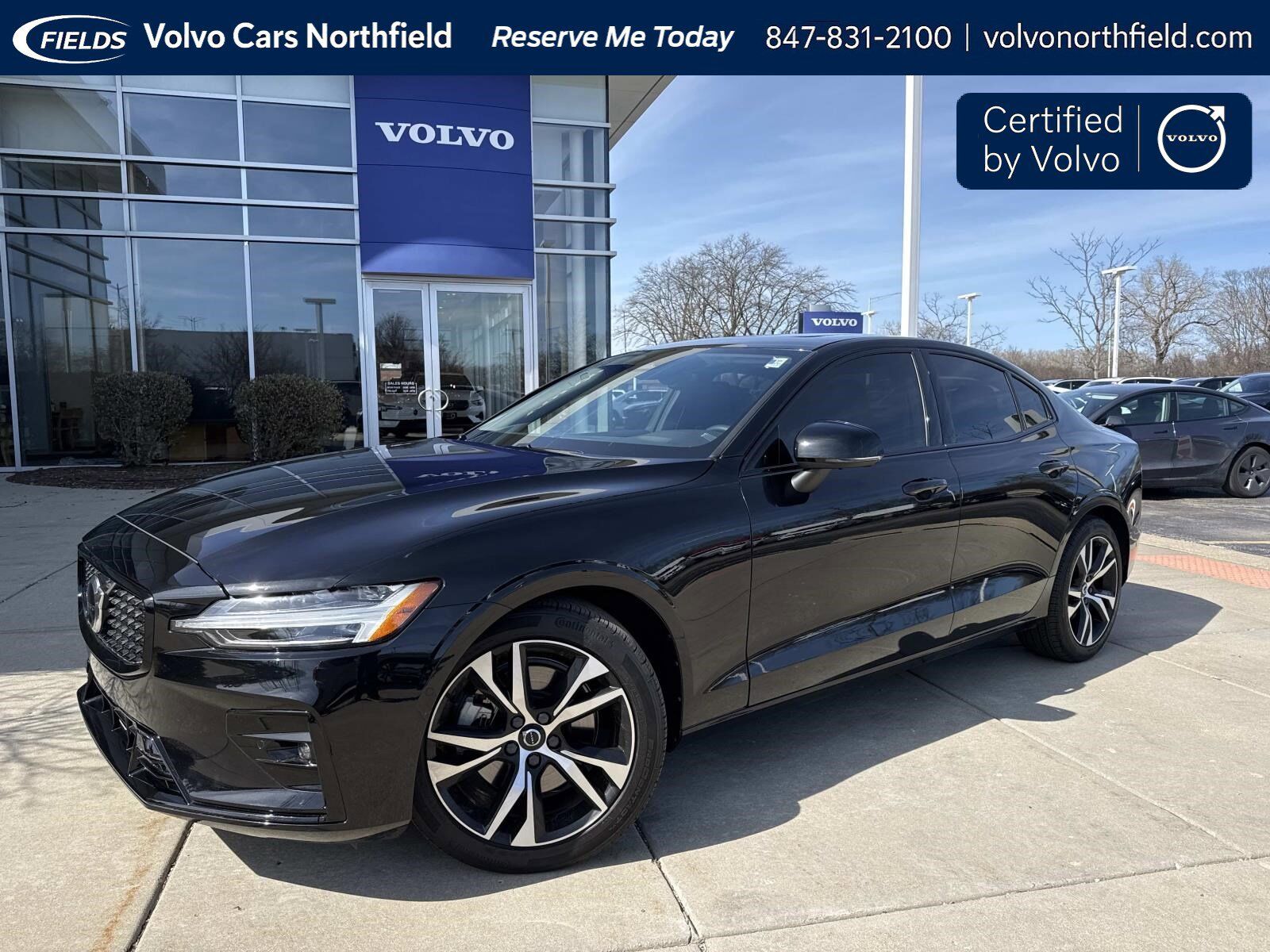 2025 VOLVO S60
