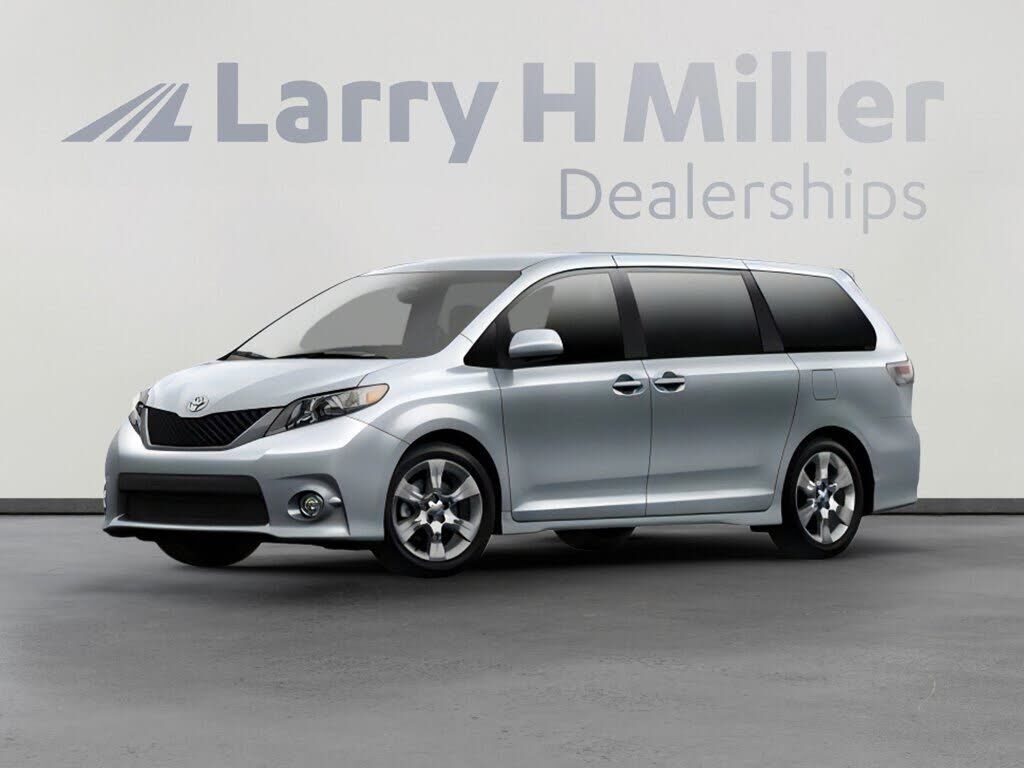2012 TOYOTA Sienna