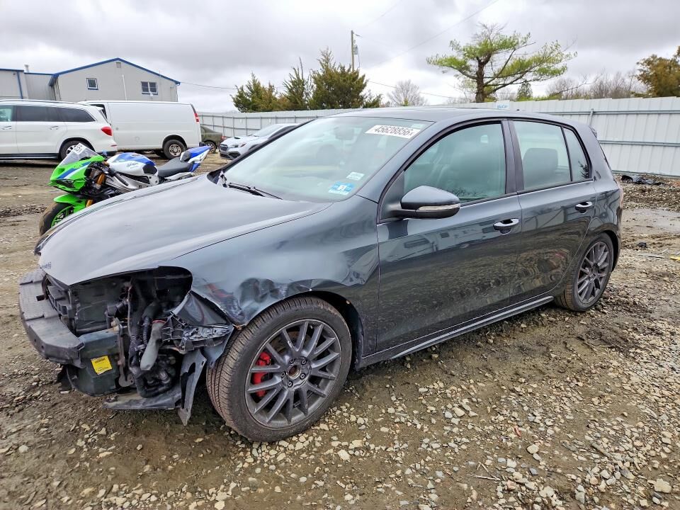 2013 VOLKSWAGEN Golf GTI
