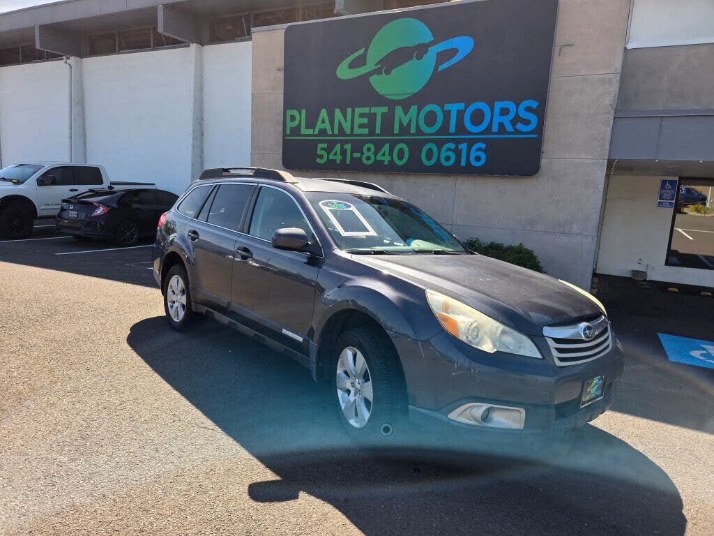 2010 SUBARU Outback
