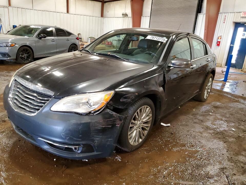 2011 CHRYSLER 200