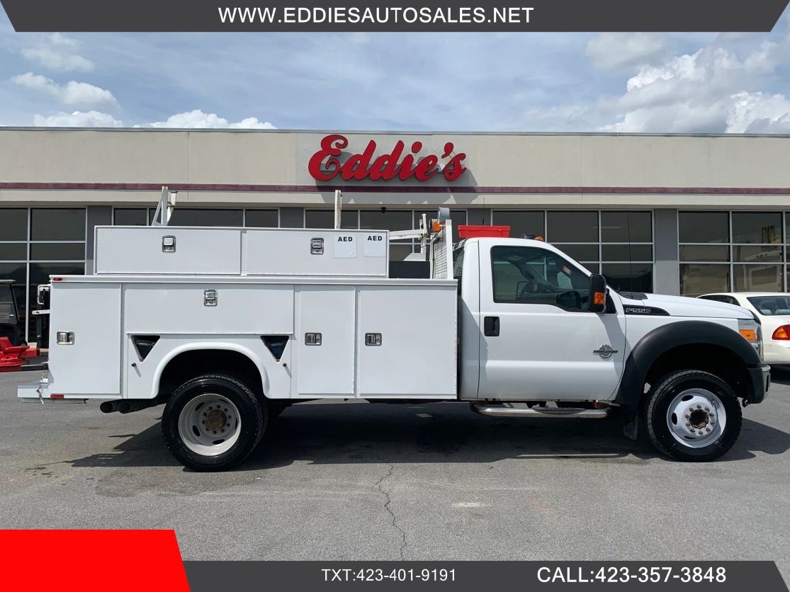 2012 FORD F-550