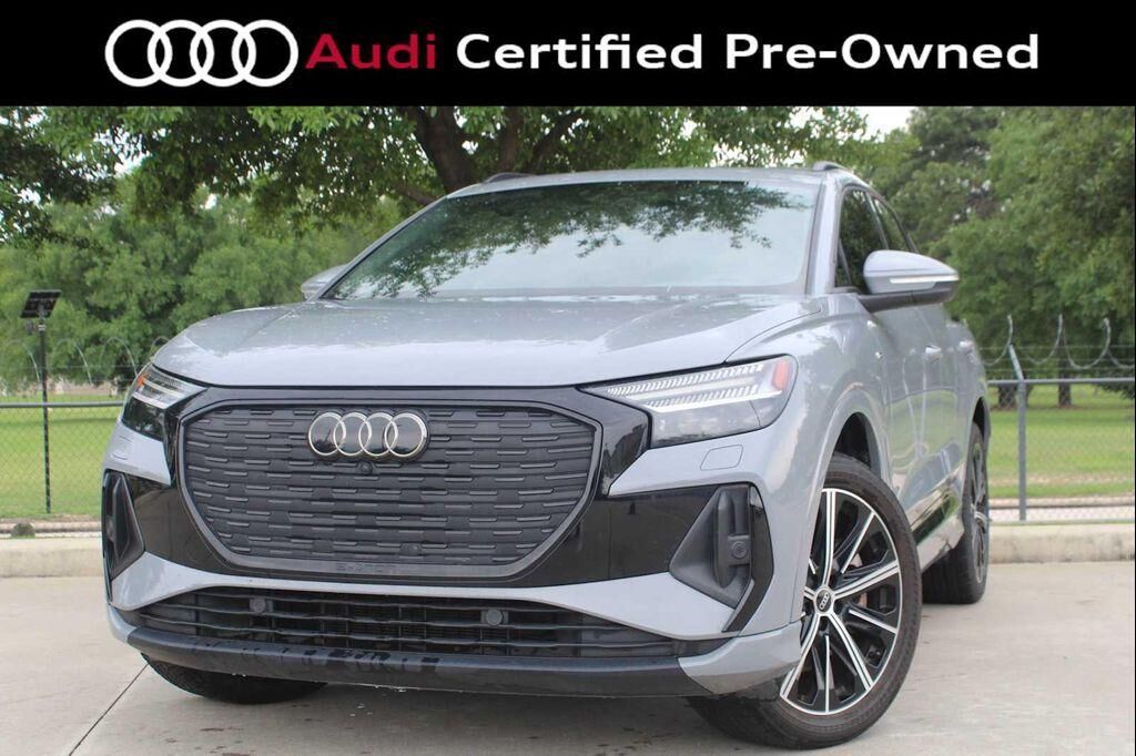 2022 AUDI Q4