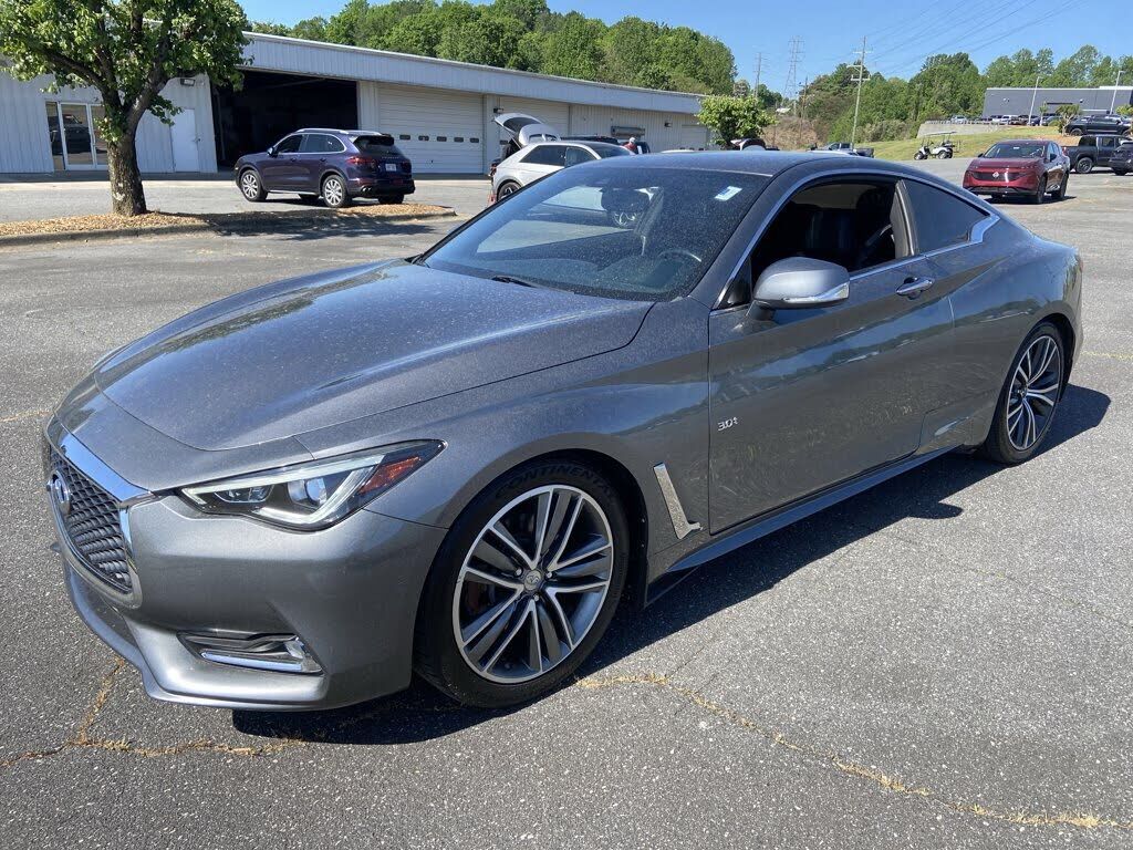 2020 INFINITI Q60