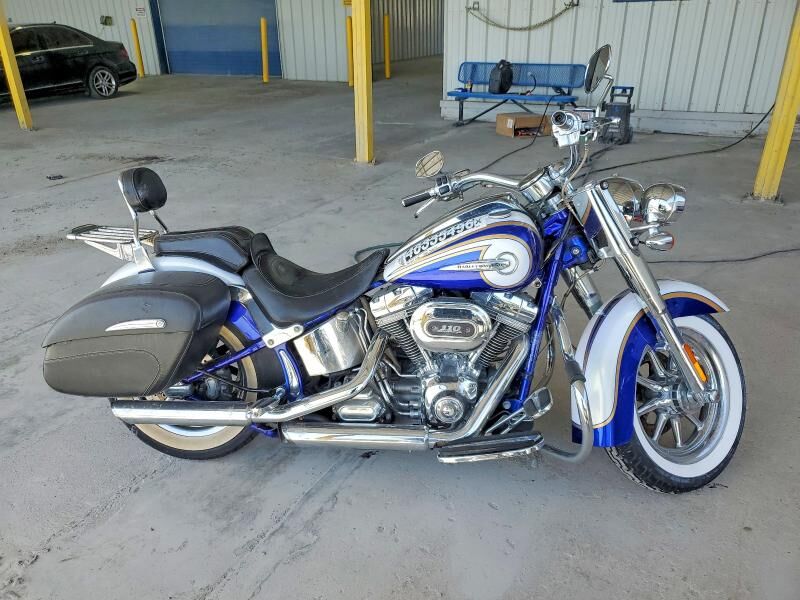2014 HARLEY DAVIDSON CVO Softail Deluxe