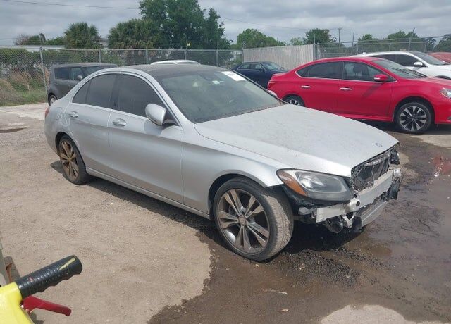 2016 MERCEDES-BENZ C-Class
