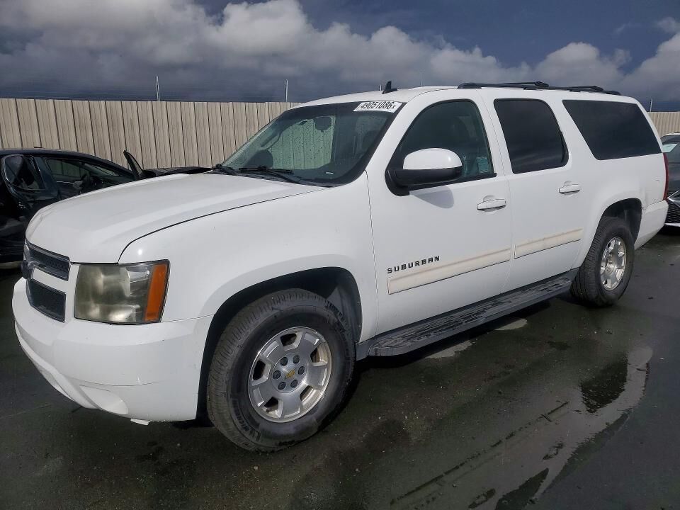 2011 CHEVROLET Suburban