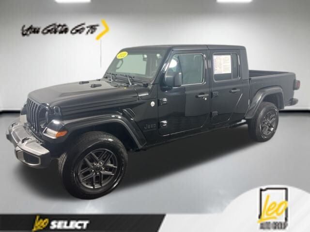 2021 JEEP Gladiator