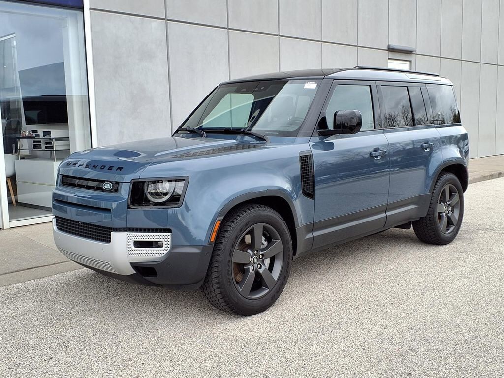 2023 LAND ROVER Defender