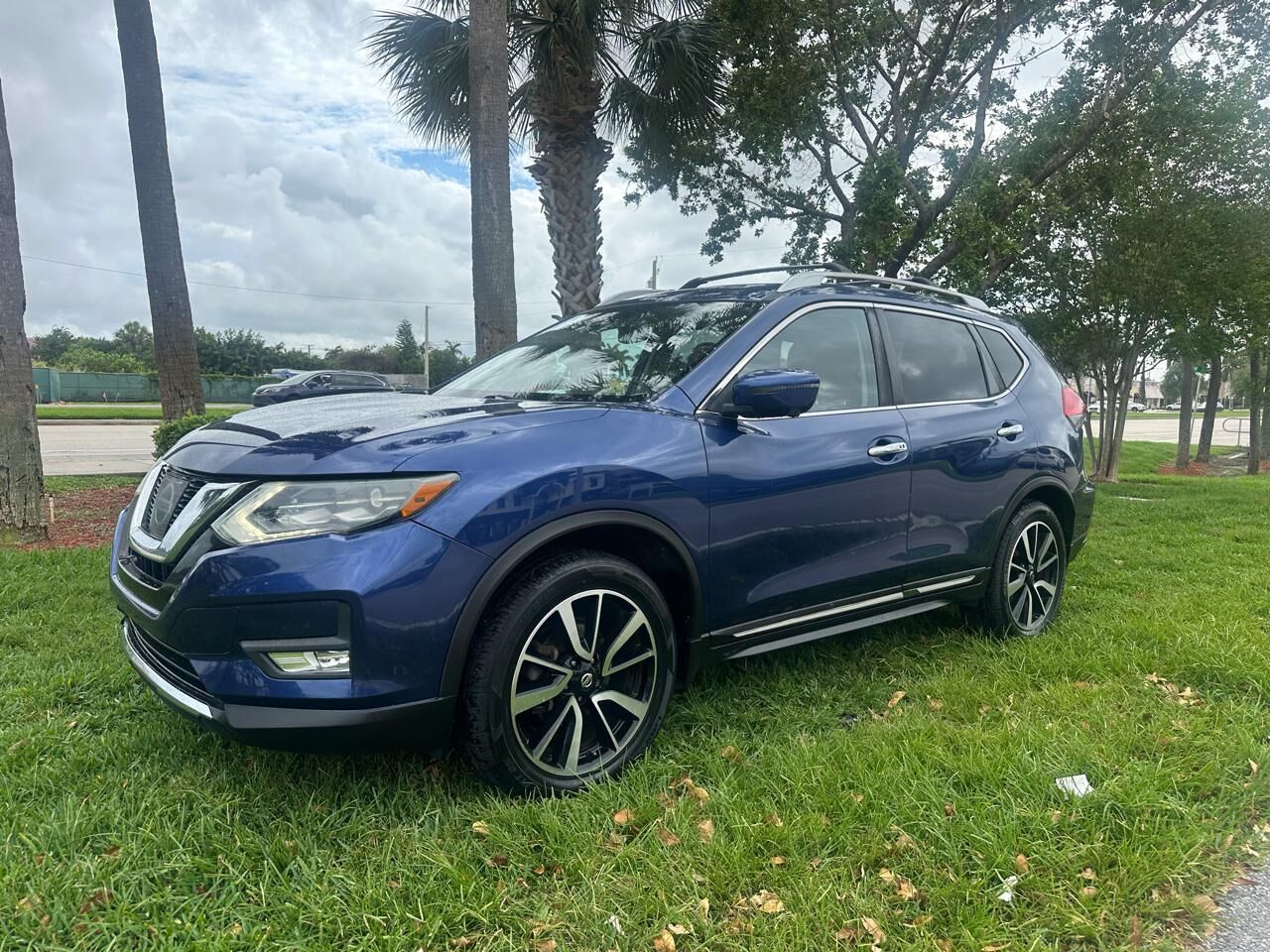 2017 NISSAN Rogue