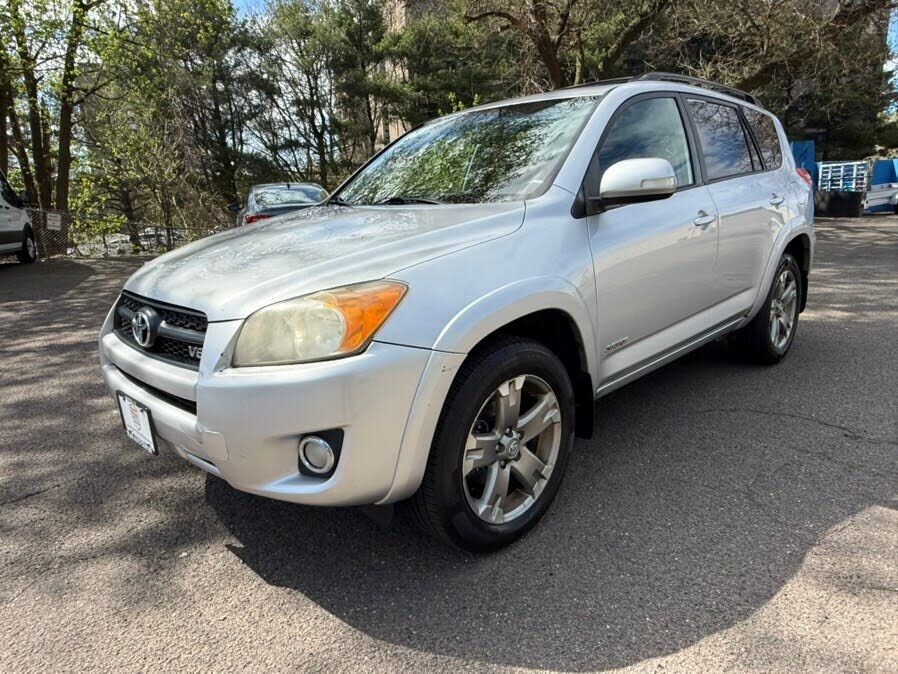 2010 TOYOTA RAV4