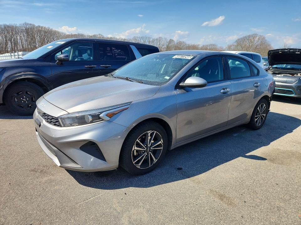 2023 KIA Forte