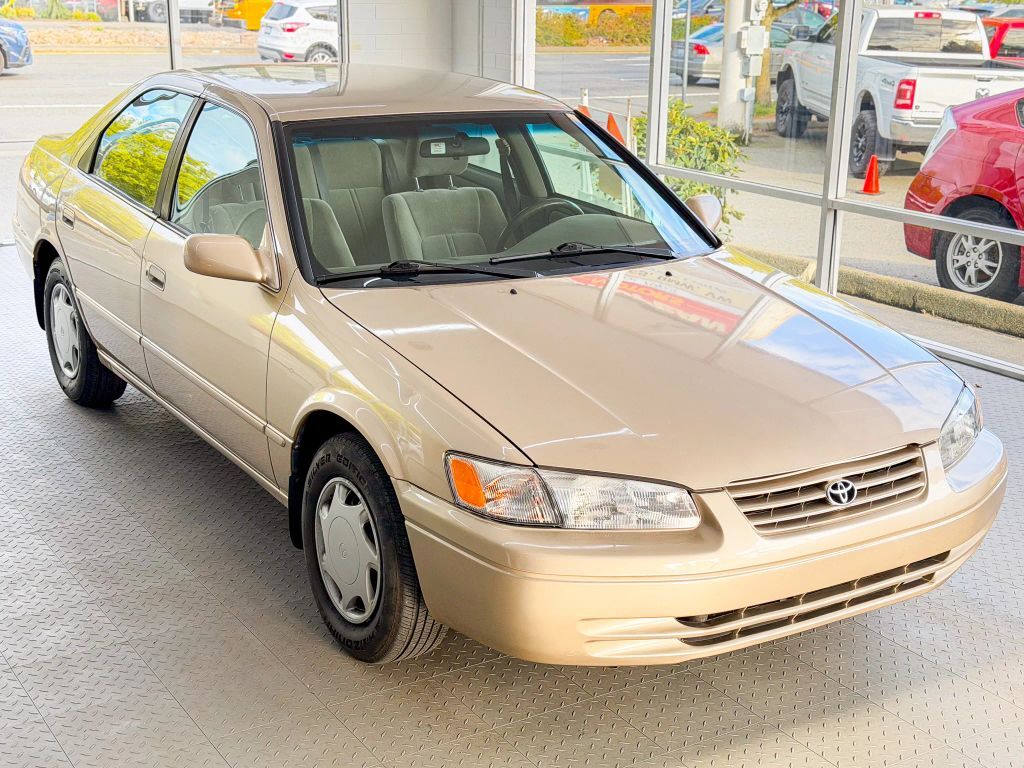 1999 TOYOTA Camry