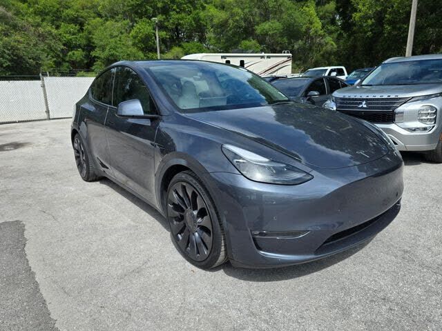2022 TESLA Model Y