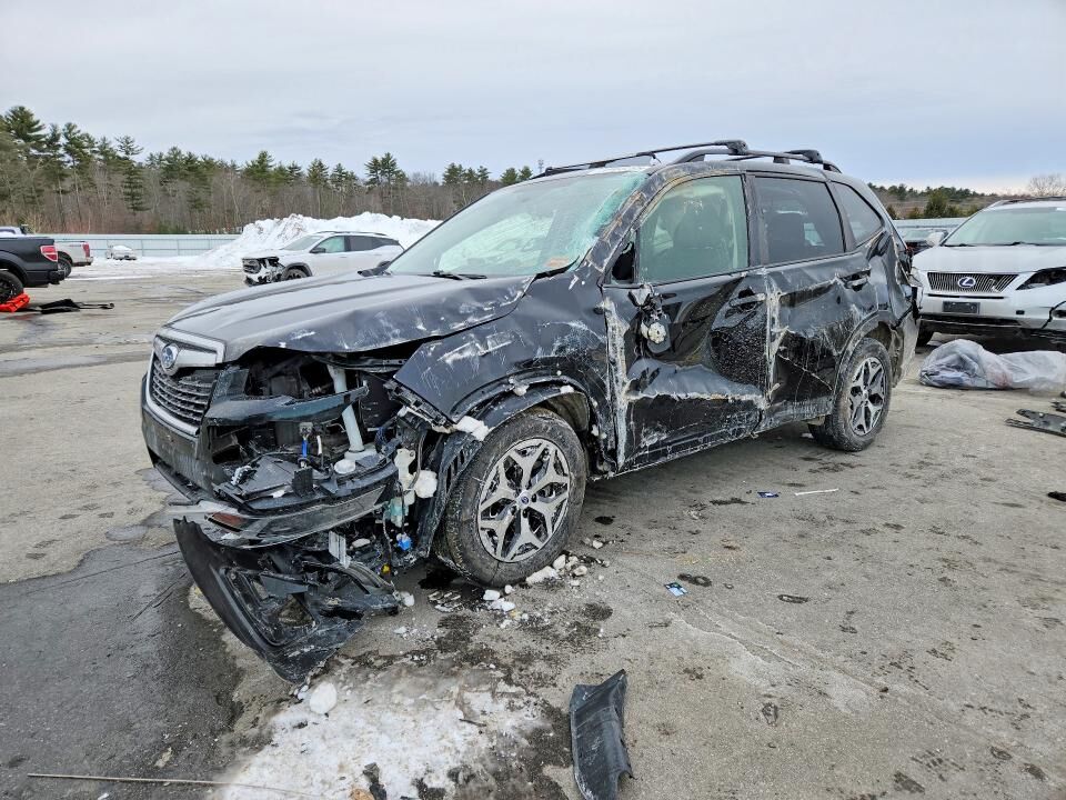 2021 SUBARU Forester