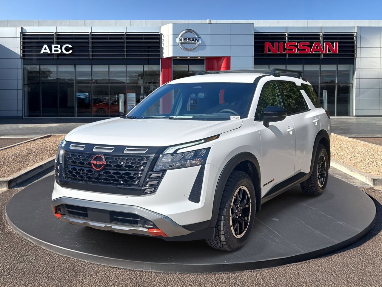 2026 NISSAN Pathfinder