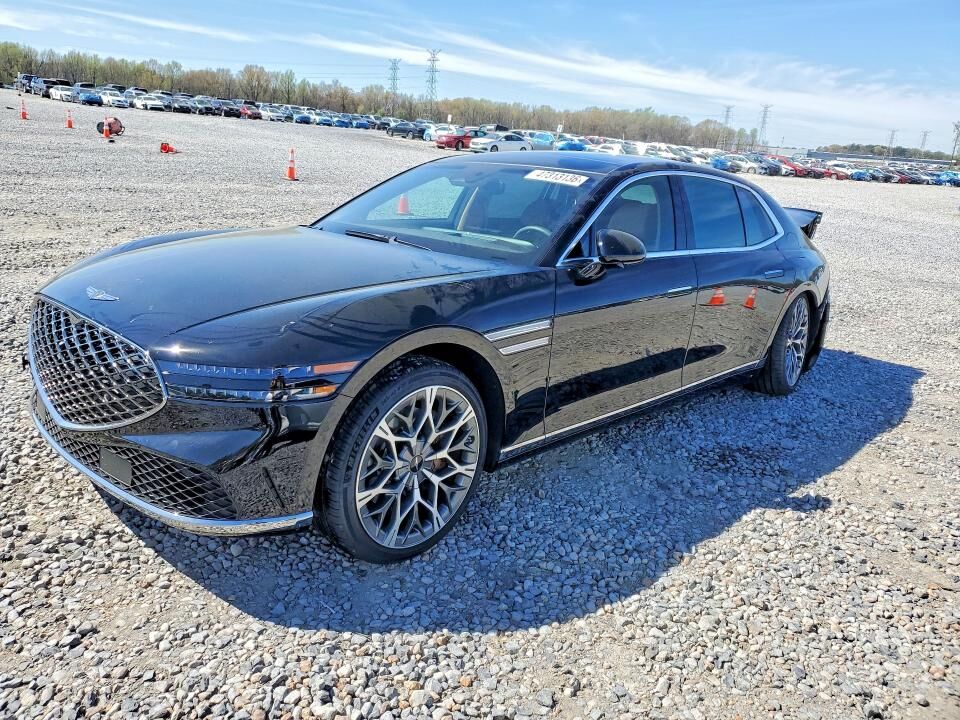 2025 GENESIS G90