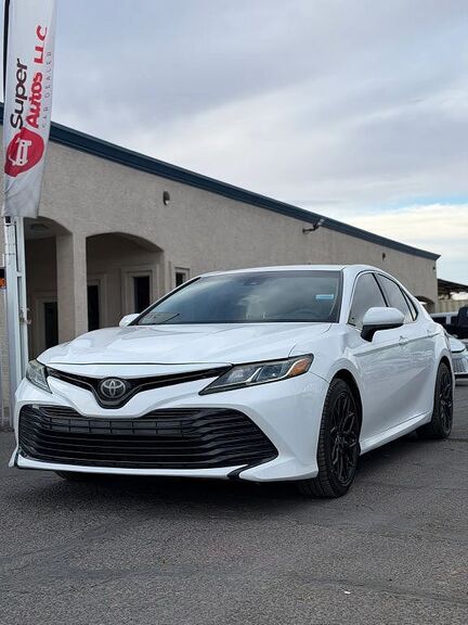 2018 TOYOTA Camry