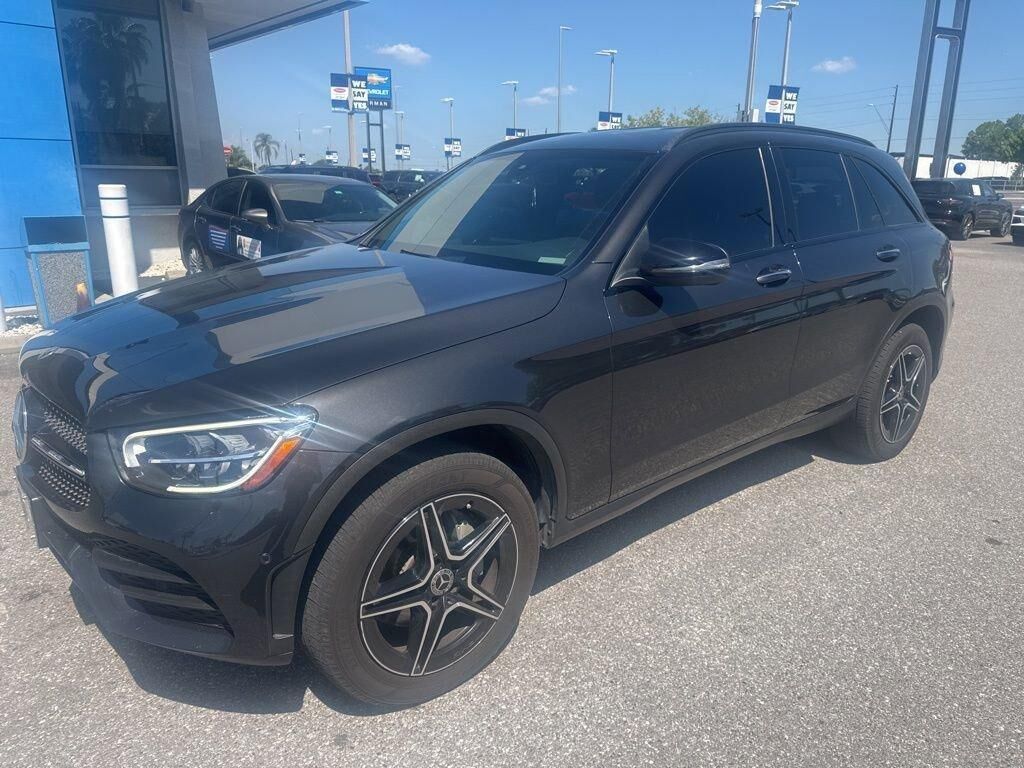 2021 MERCEDES-BENZ GLC-Class