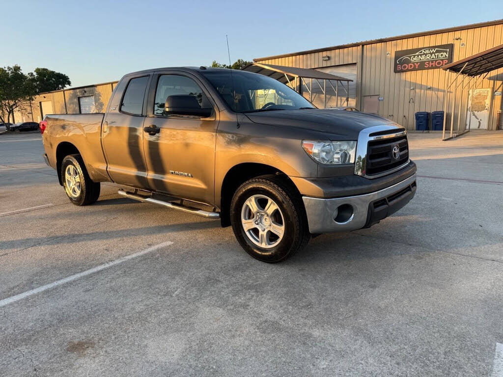 2012 TOYOTA Tundra